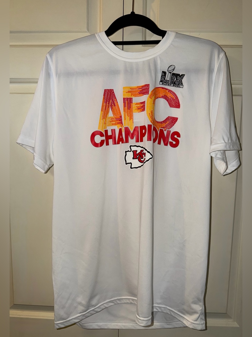 Nike Dri-Fit Men’s White Athletic Tee AFC Champions Kansas City Chiefs